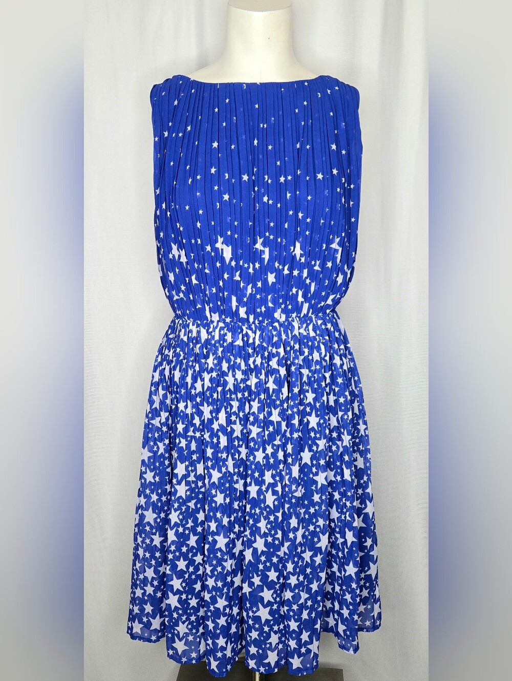 Gianni‎ Bini Celestial Star Print Pleated Mini Dress Blue White Size M NWOT
